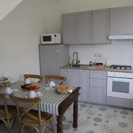 Nocleg ze śniadaniem Il Borgo Incantato 3*