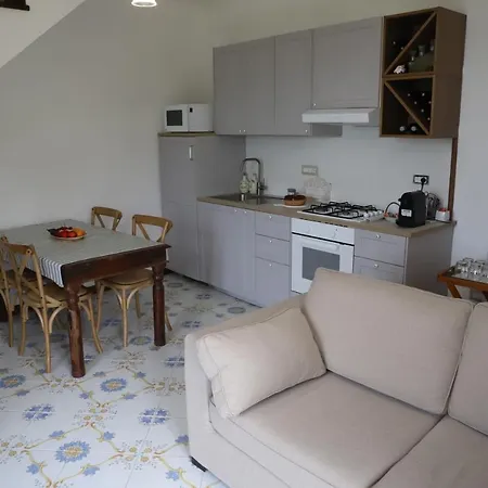 Il Borgo Incantato Nocleg ze śniadaniem Laureana Cilento